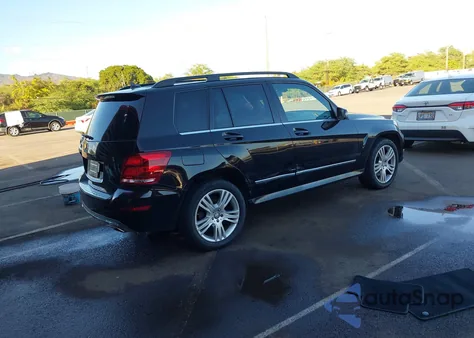 2015 Mercedes-Benz Glk 350 z USA, uszkodzony, nr VIN WDCGG5HB1FG439862